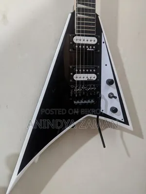 Jackson Js32 Rhoads Floyd Rose Electric Guitar