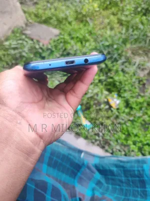 Infinix Hot 10 Play 64 GB Blue