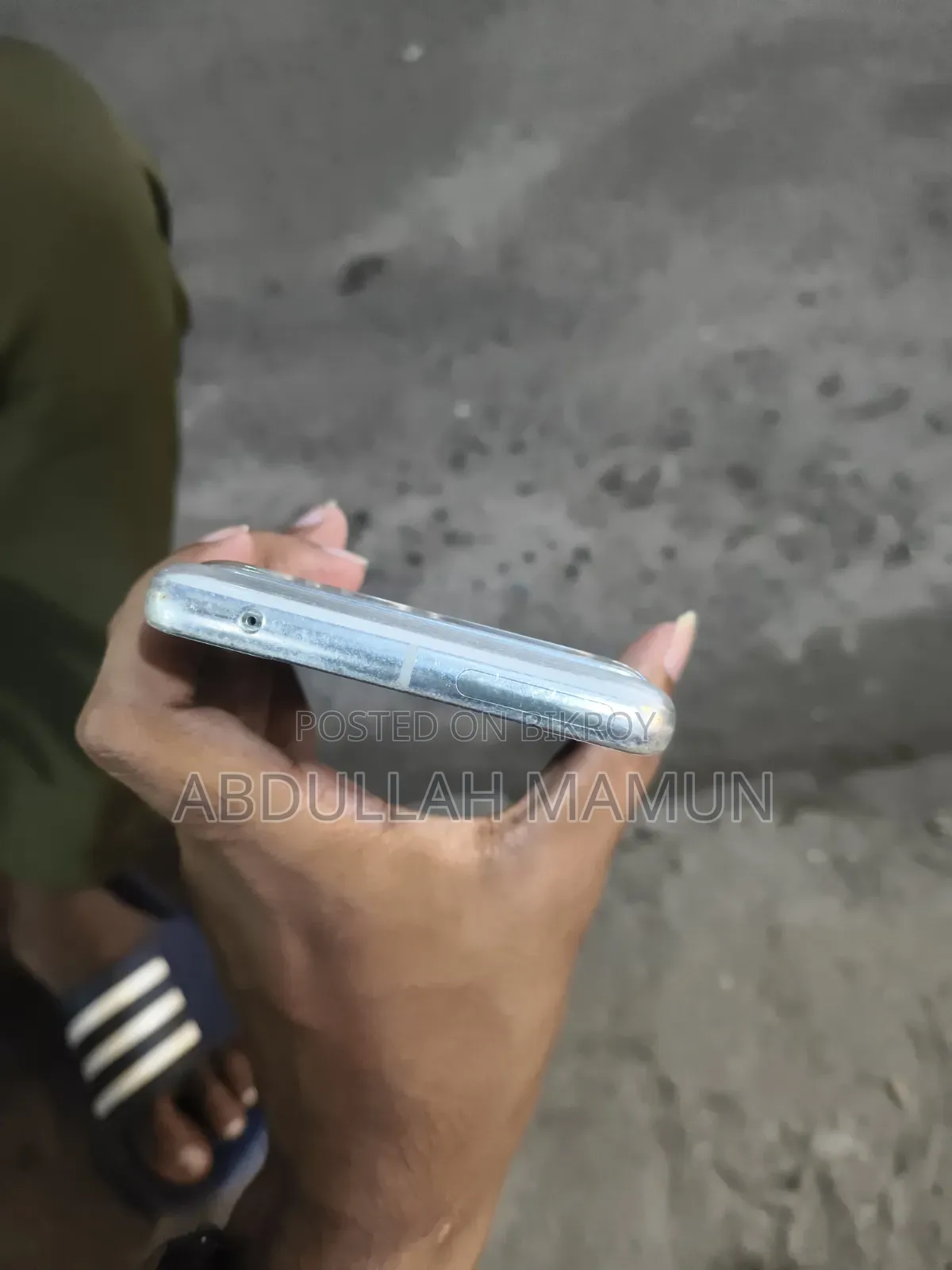 গুগল পিক্সেল ৭ প্রো ১২৮ জিবি হোয়াইট