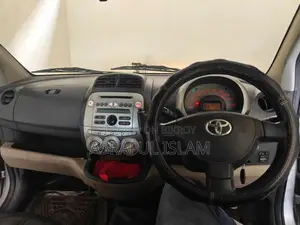 Toyota Passo 1.0 AWD 2009 Silver