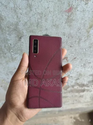 মোবাইল ফোন ১২৮ জিবি