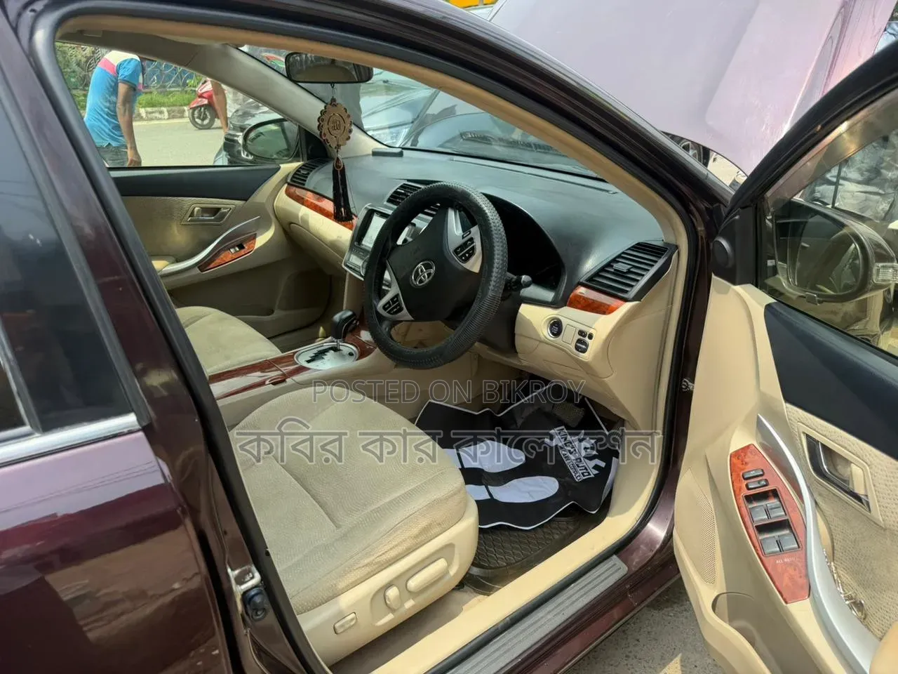 Toyota Premio 2015 Maroon
