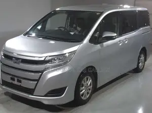 Toyota Noah 1.8 FWD Hybrid (7 seater) 2021 Silver