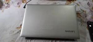 Laptop Lenovo IdeaPad 320 4GB Intel Core i3 HDD 1T