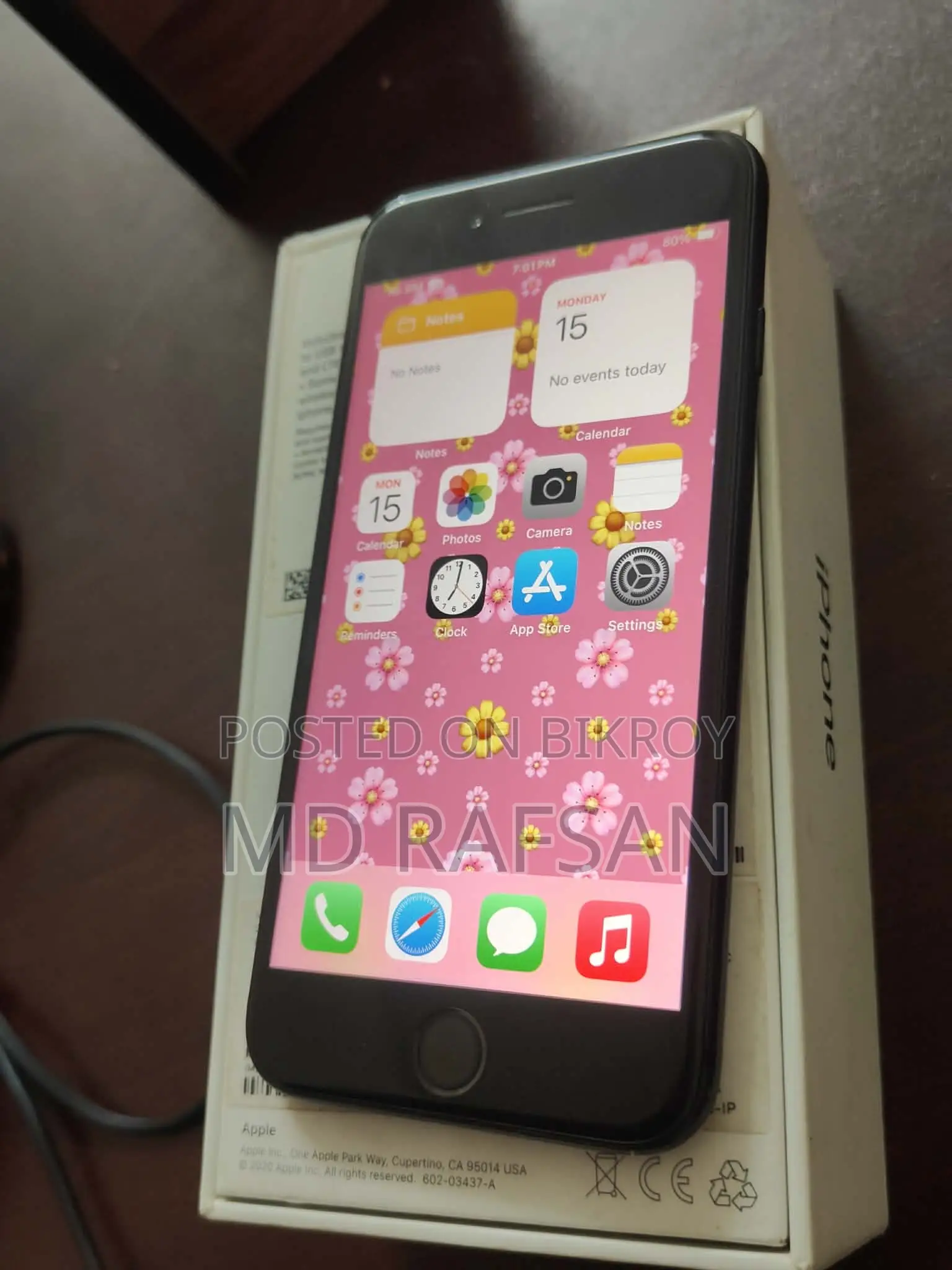 Apple iPhone SE (2020) 64 GB Black