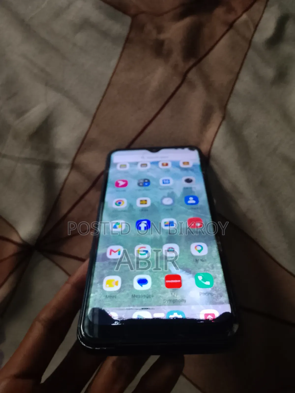 Symphony Z12 16 GB Green