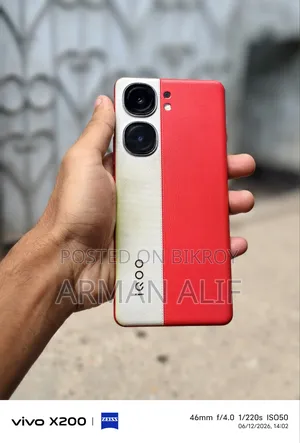 iQOO 256 GB Red