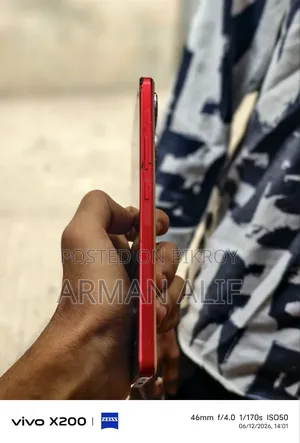 iQOO 256 GB Red