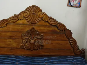 6 feet/7 feet Teak Wood Bed