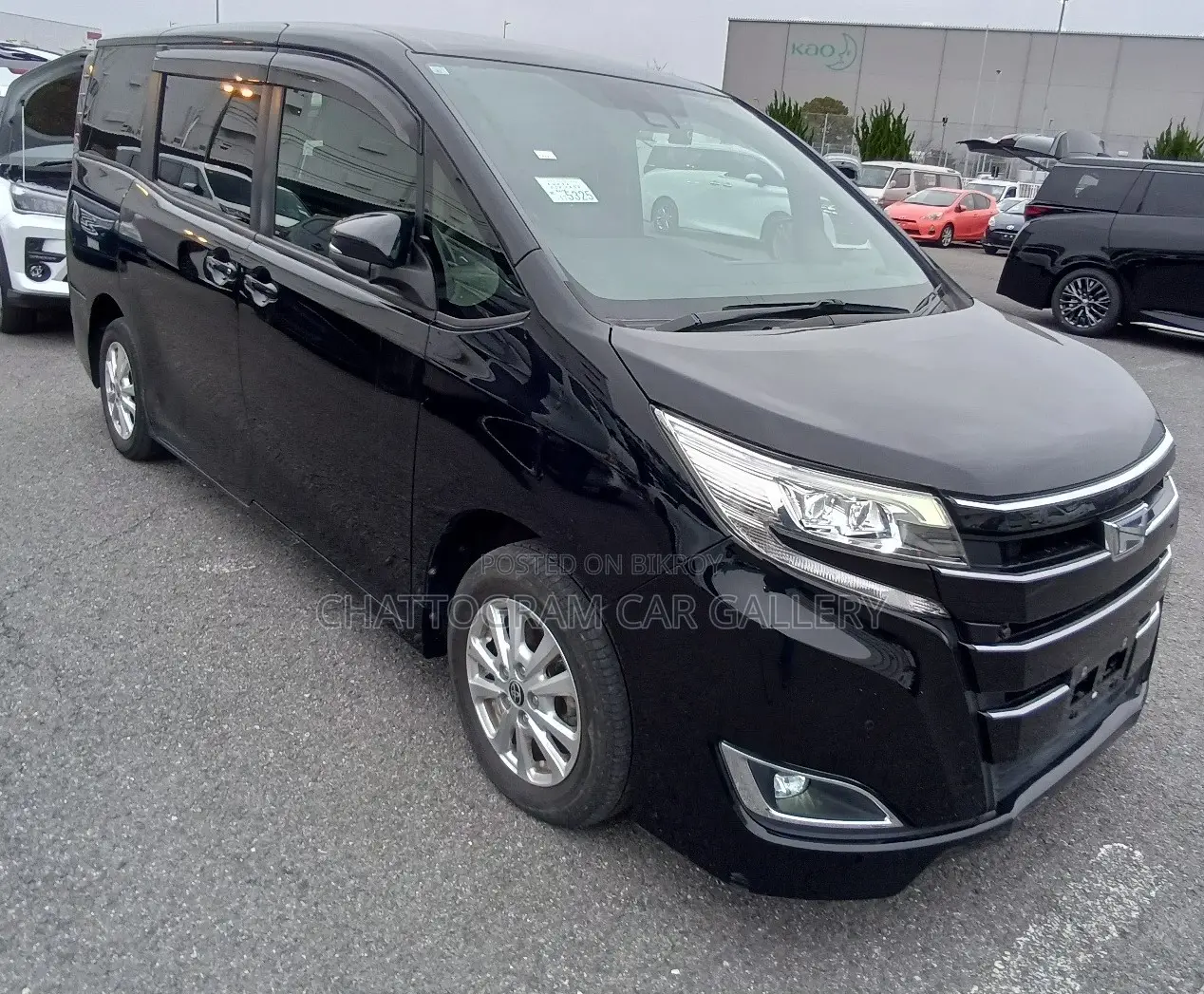 Toyota Noah 2021 Black