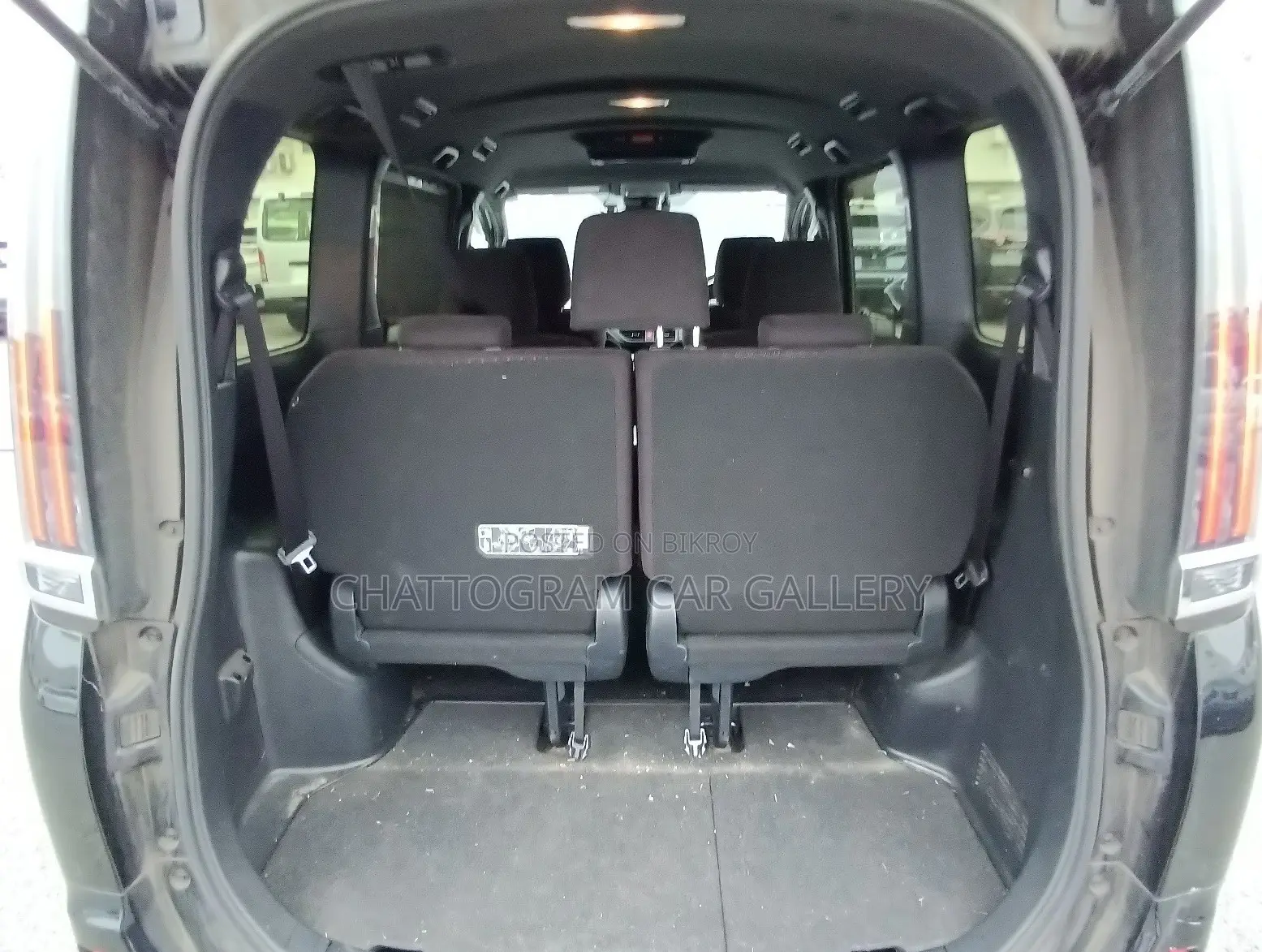 Toyota Noah 2021 Black