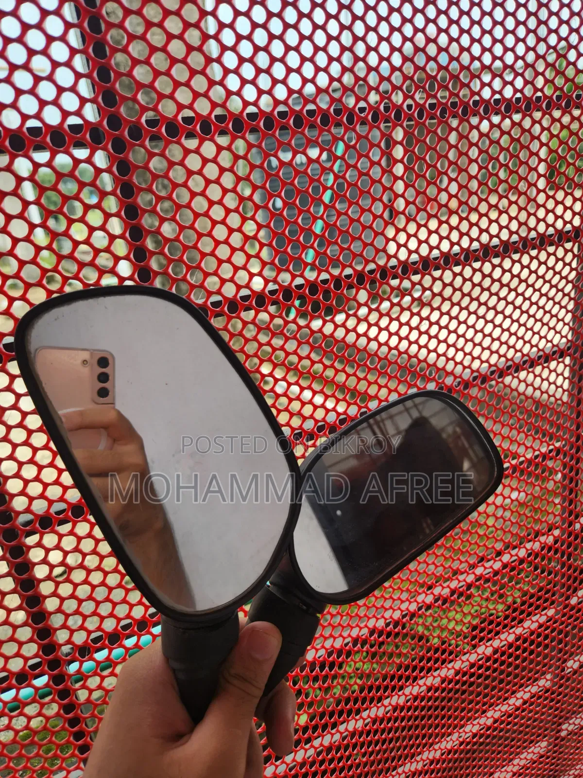 Pulsar 150 Looking Glass/Mirror
