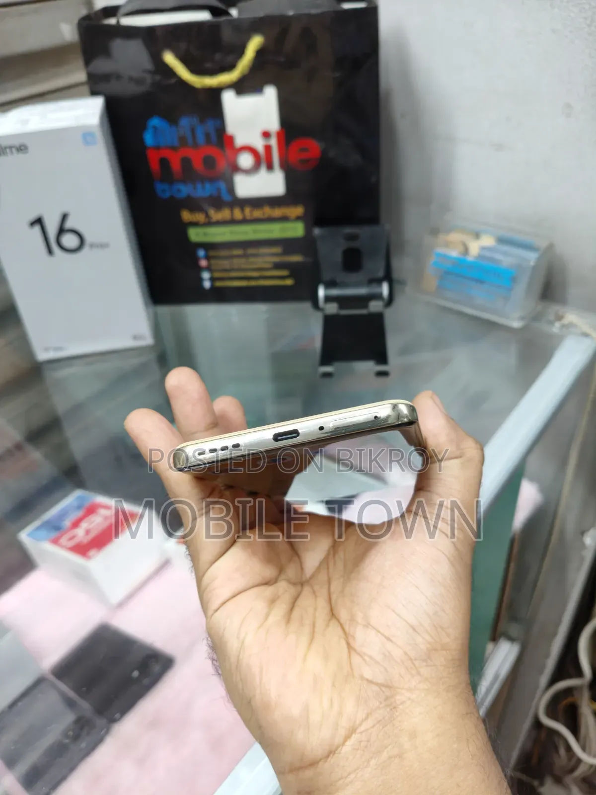 Realme 16 Pro+ 256 GB Gold