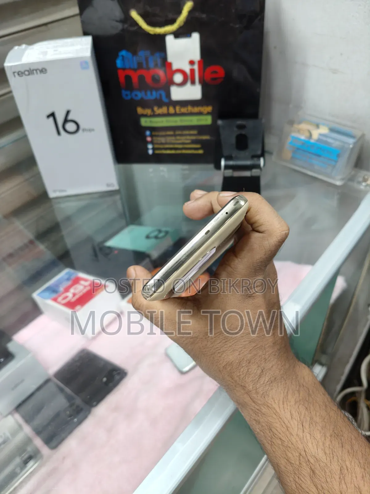 Realme 16 Pro+ 256 GB Gold