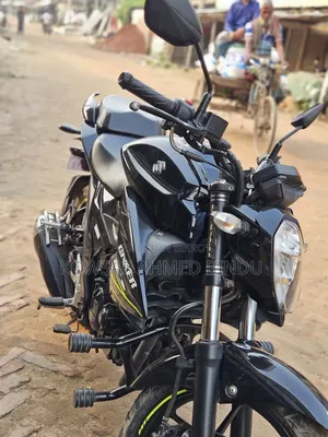 সুজুকি জিক্সার এসএফ ২০২৩ ব্ল্যাক