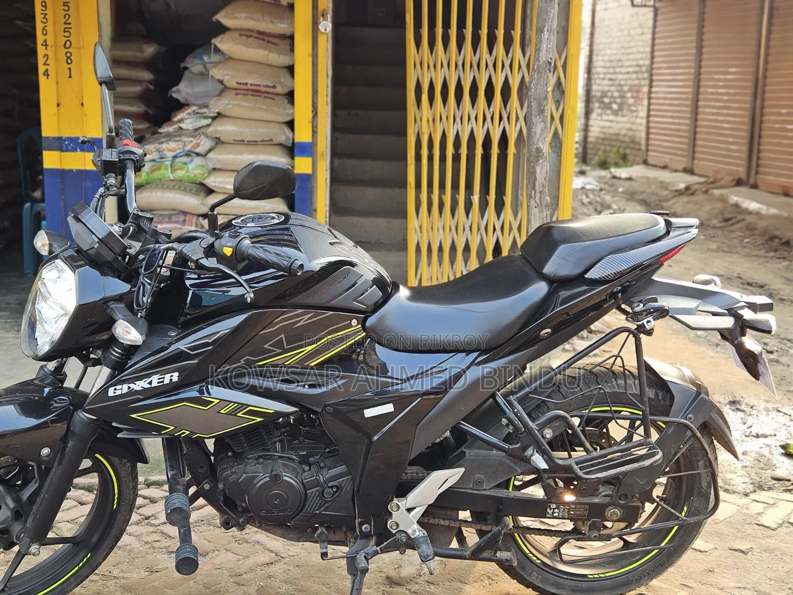 সুজুকি জিক্সার এসএফ ২০২৩ ব্ল্যাক