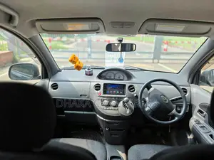Toyota Sienta 2013 Maroon