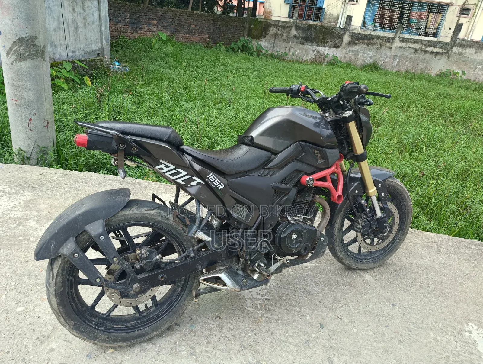 Runner Bolt 165R 2021 Black