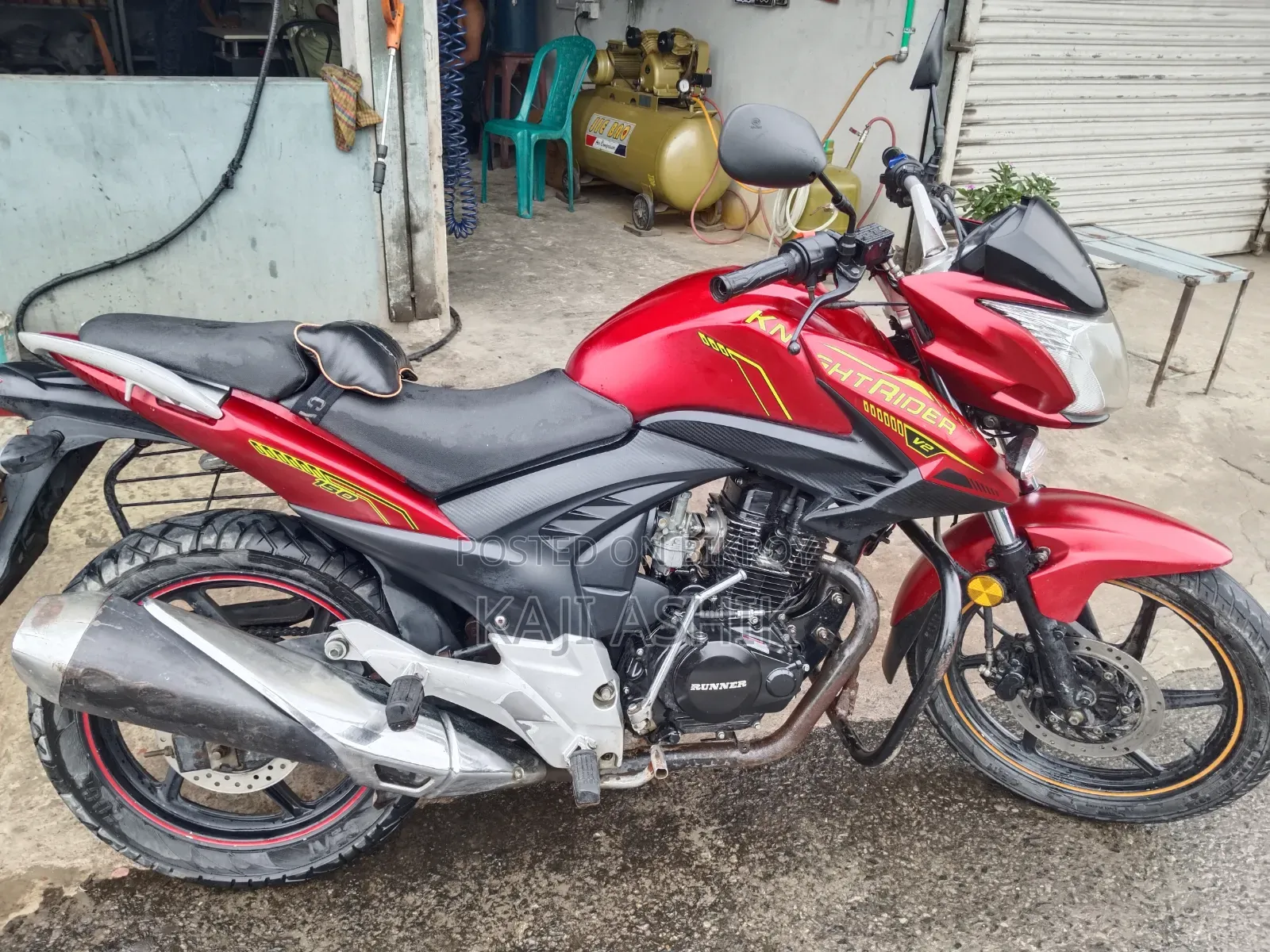 রানার নাইট রাইডার ভি২ ২০২২ রেড