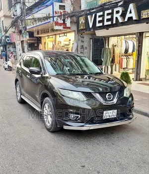 New Nissan X-Trail 2016 Green