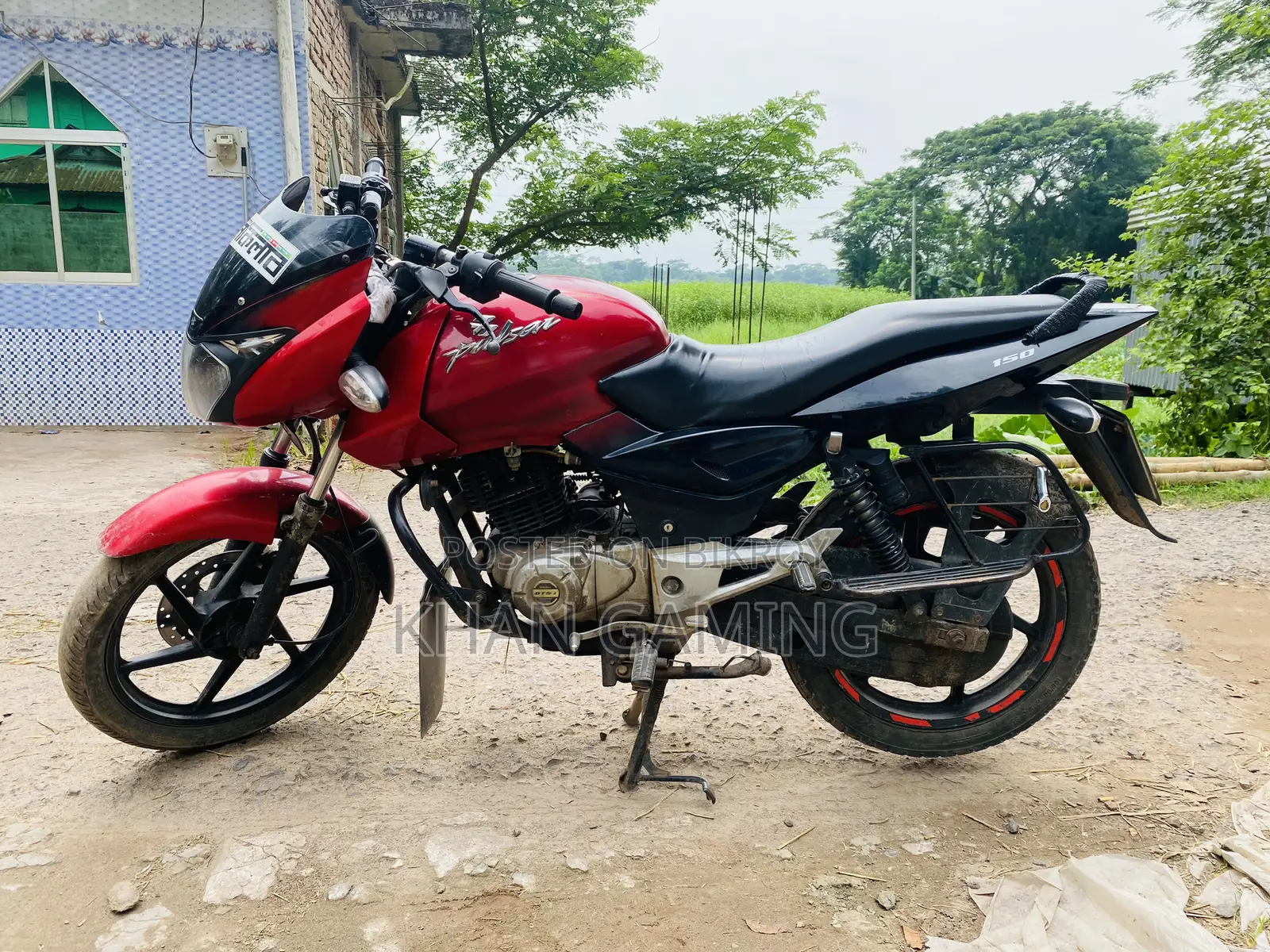 বাজাজ পালসার ১৫০ ২০১৭ রেড