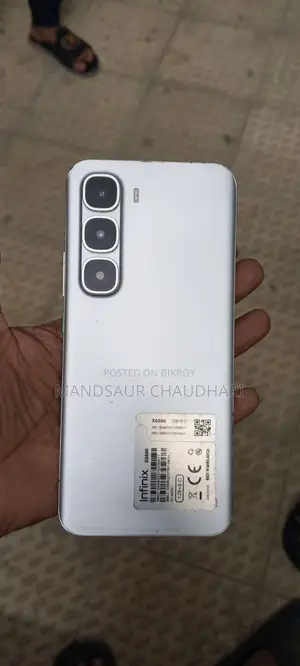 ইনফিনিক্স হট ৬০ প্রো+ ১২৮ জিবি সিলভার