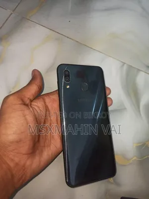 New Samsung Galaxy A30 64 GB Blue
