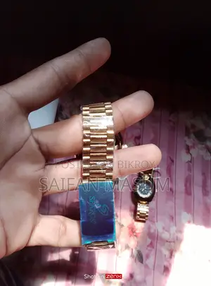 Couple Watch Unused, Saudi Theke Ashese,All Good All Clear
