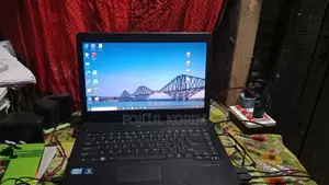 Laptop Acer Aspire 3 4GB Intel Core I5 HDD+SSD 500GB