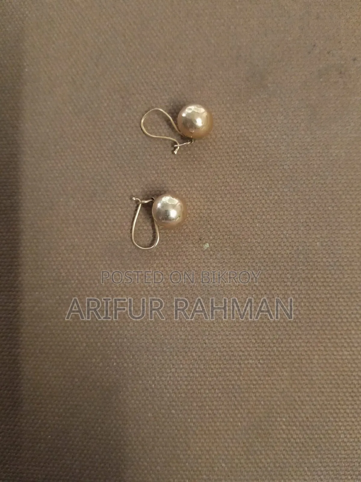Gold earrings for sale