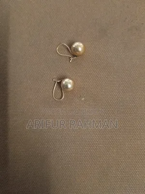 Gold earrings for sale
