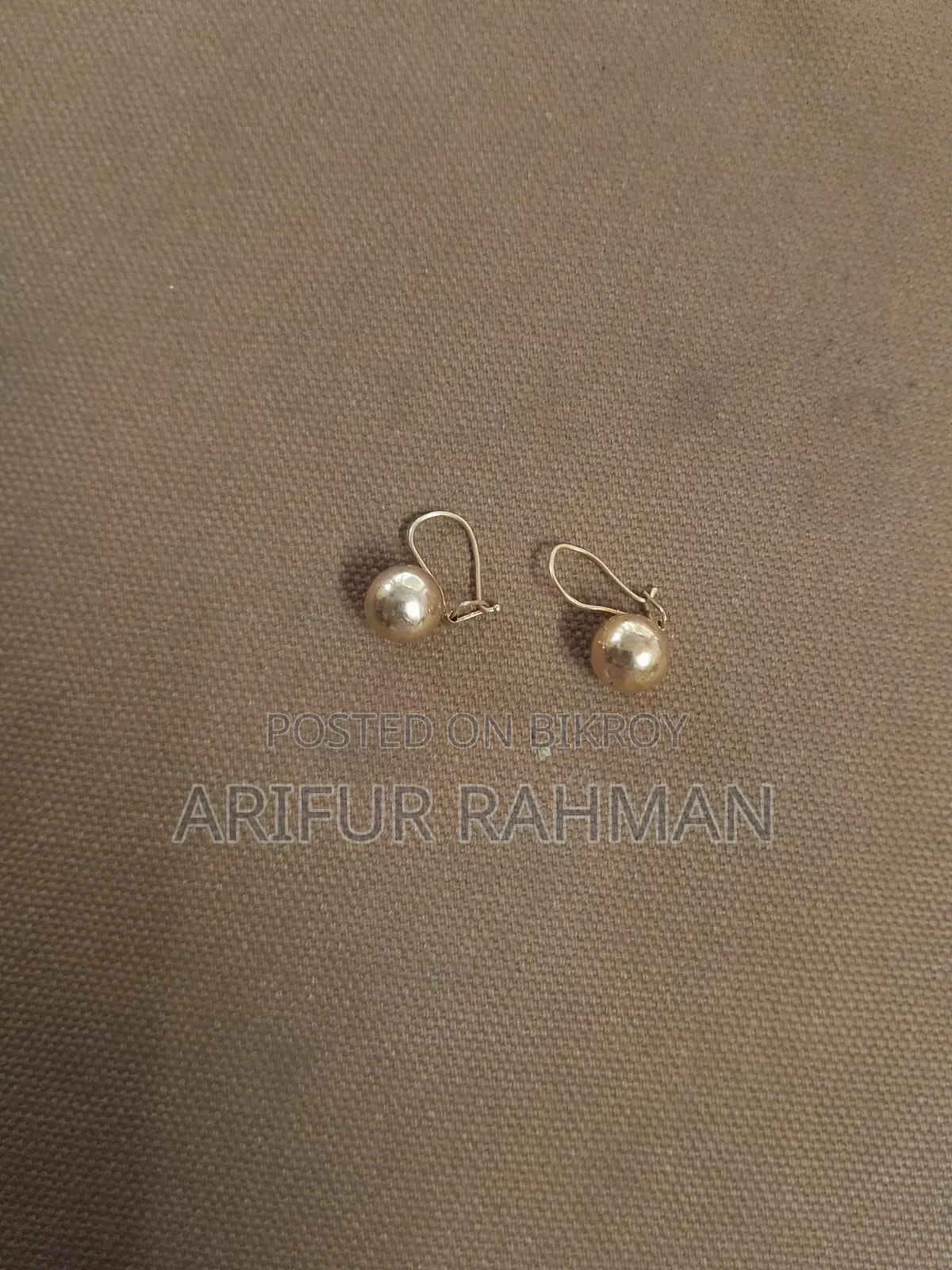 Gold earrings for sale