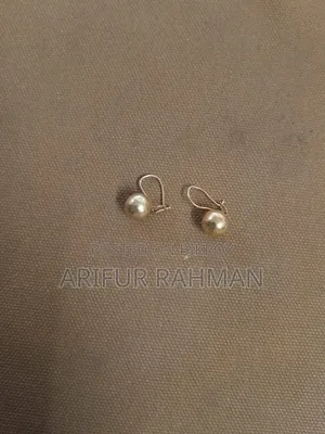 Gold earrings for sale