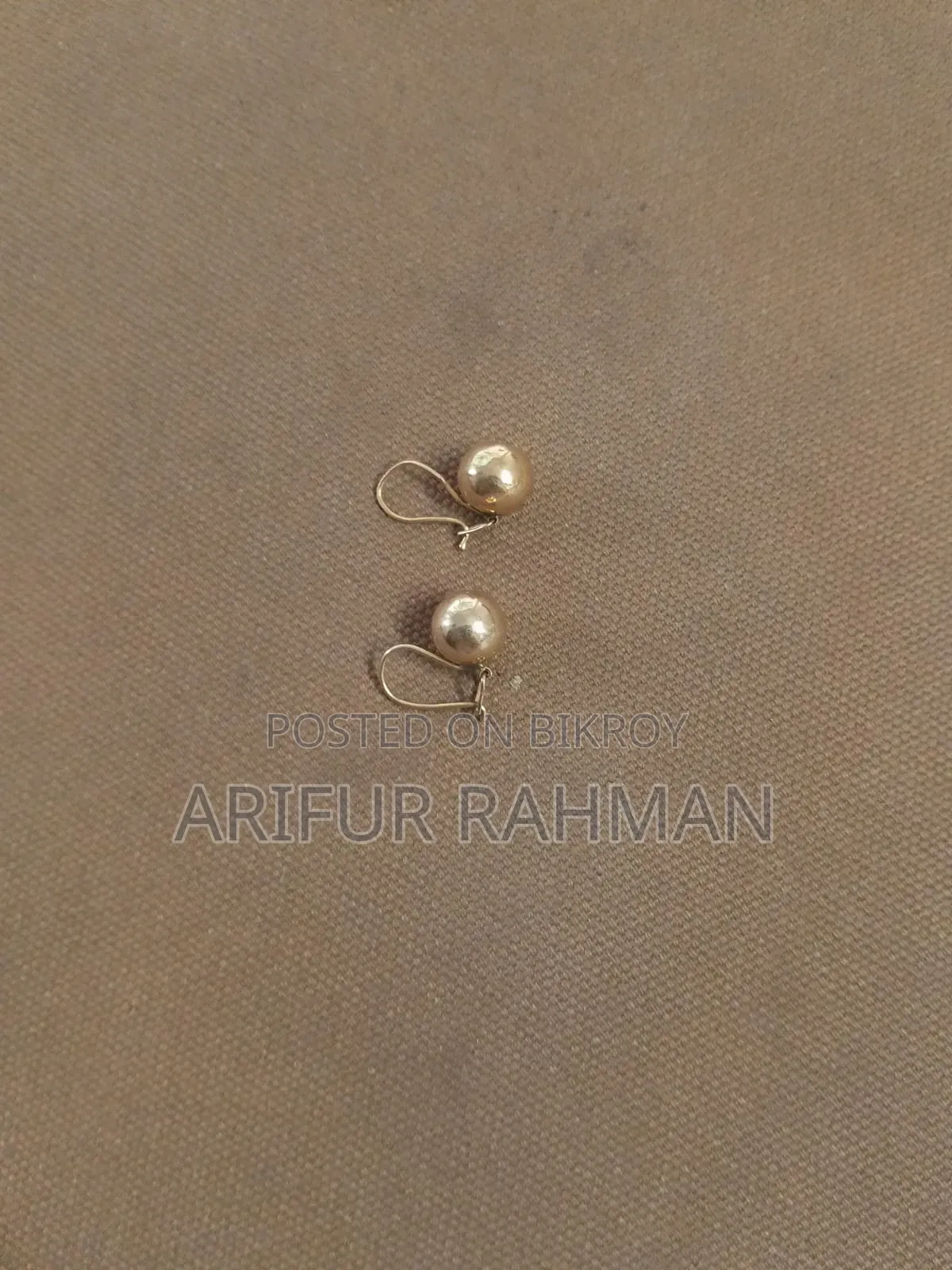 Gold earrings for sale