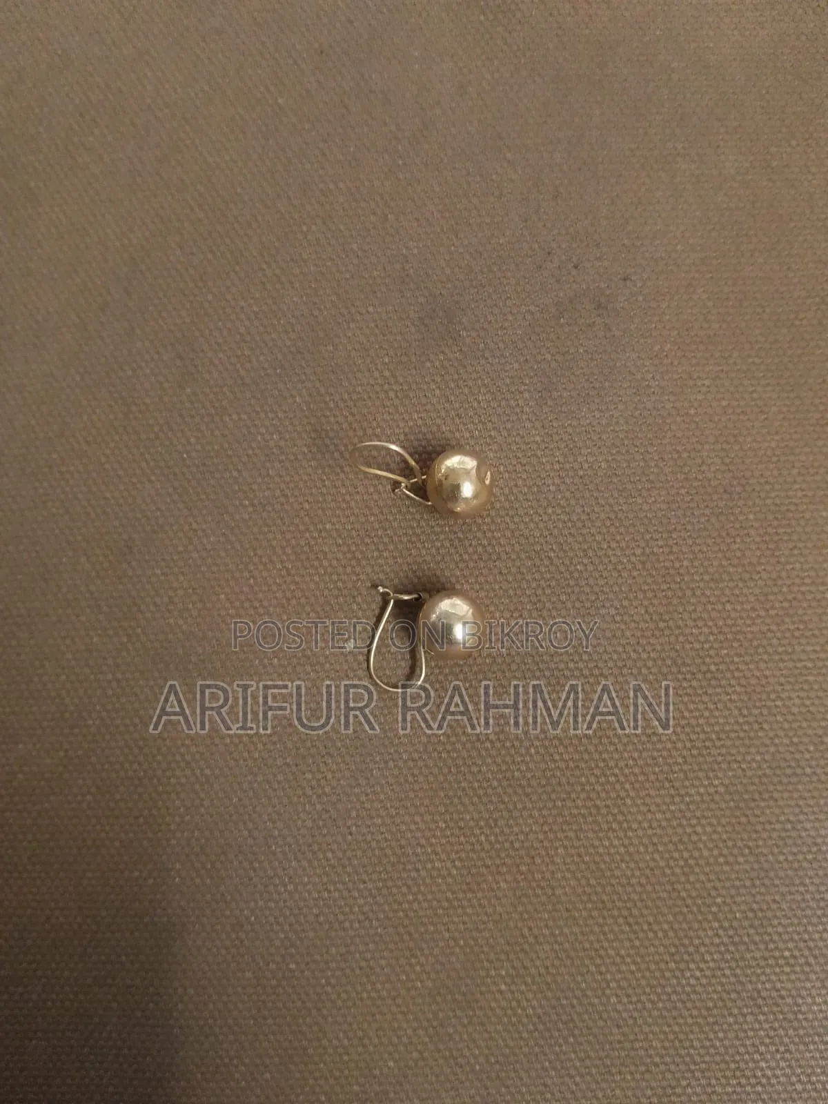 Gold earrings for sale