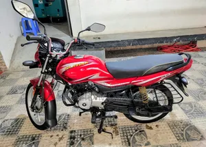Bajaj Platina 100 2025 Red
