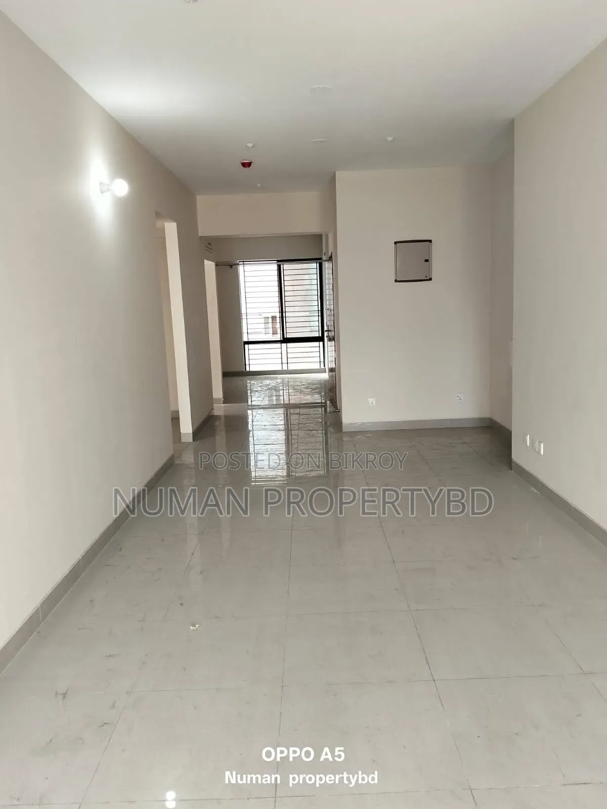 3-bedroom Apartment in Numan Property Bd, Basundhara for Sale