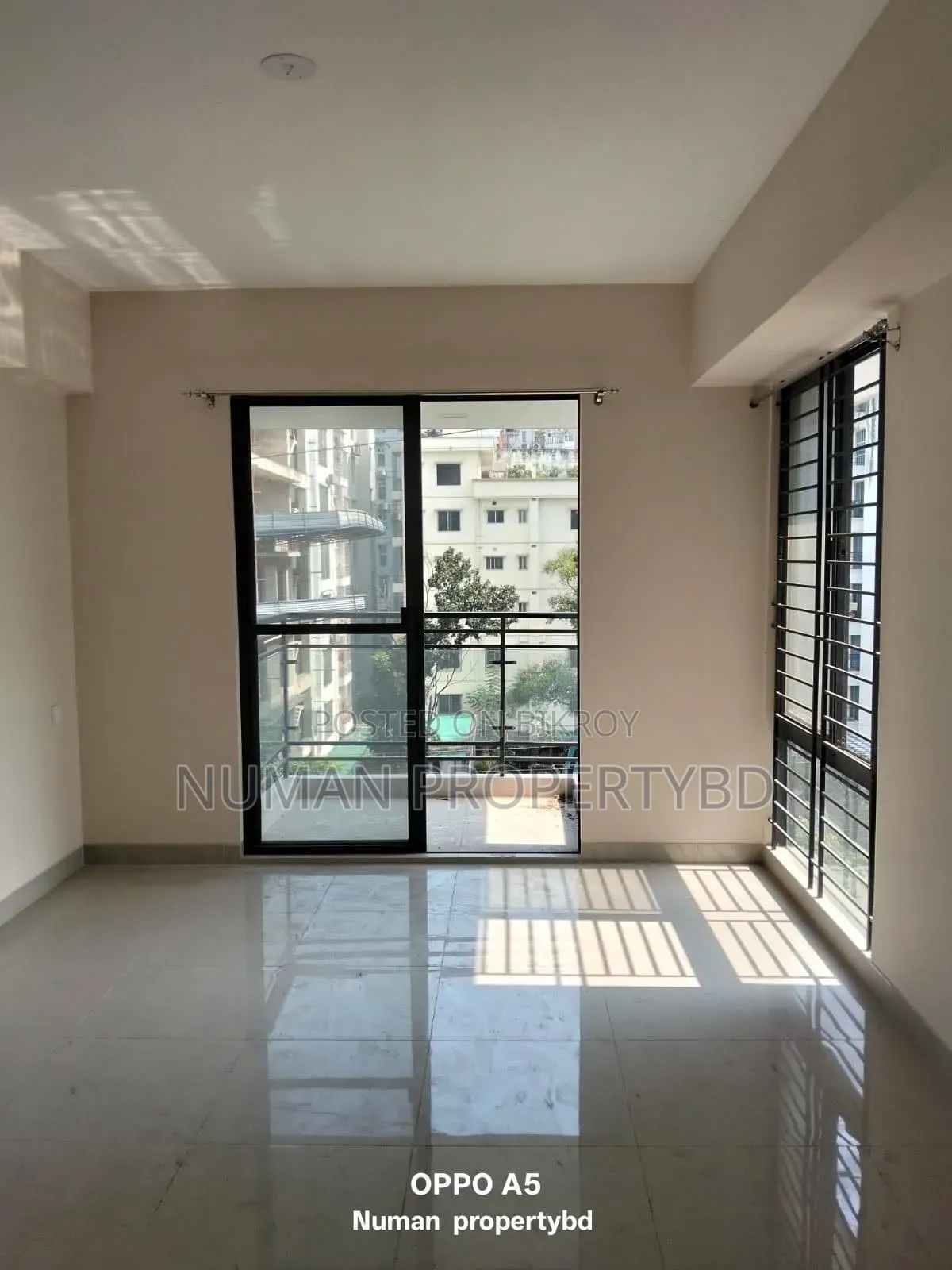 3-bedroom Apartment in Numan Property Bd, Basundhara for Sale