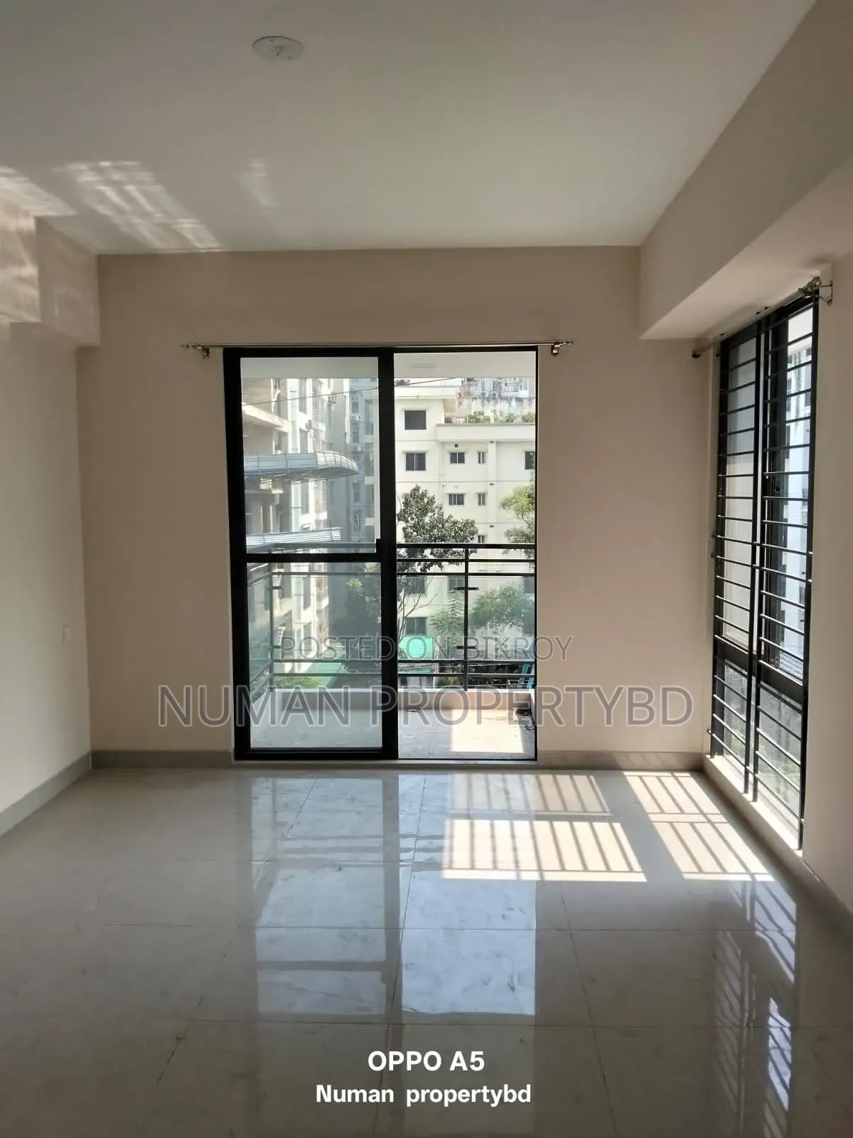 3-bedroom Apartment in Numan Property Bd, Basundhara for Sale