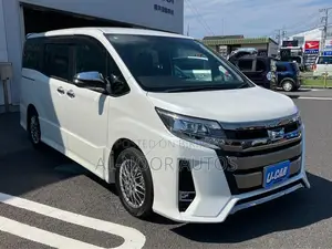 Toyota Noah 2021 Pearl