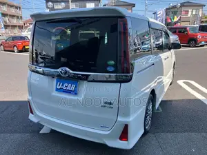 Toyota Noah 2021 Pearl