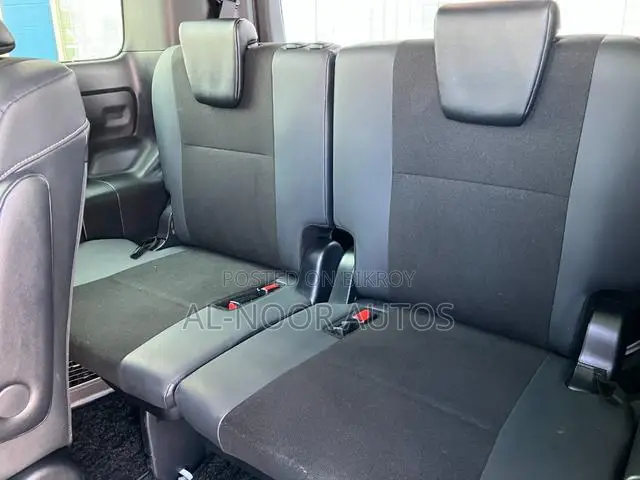 Toyota Noah 2021 Pearl