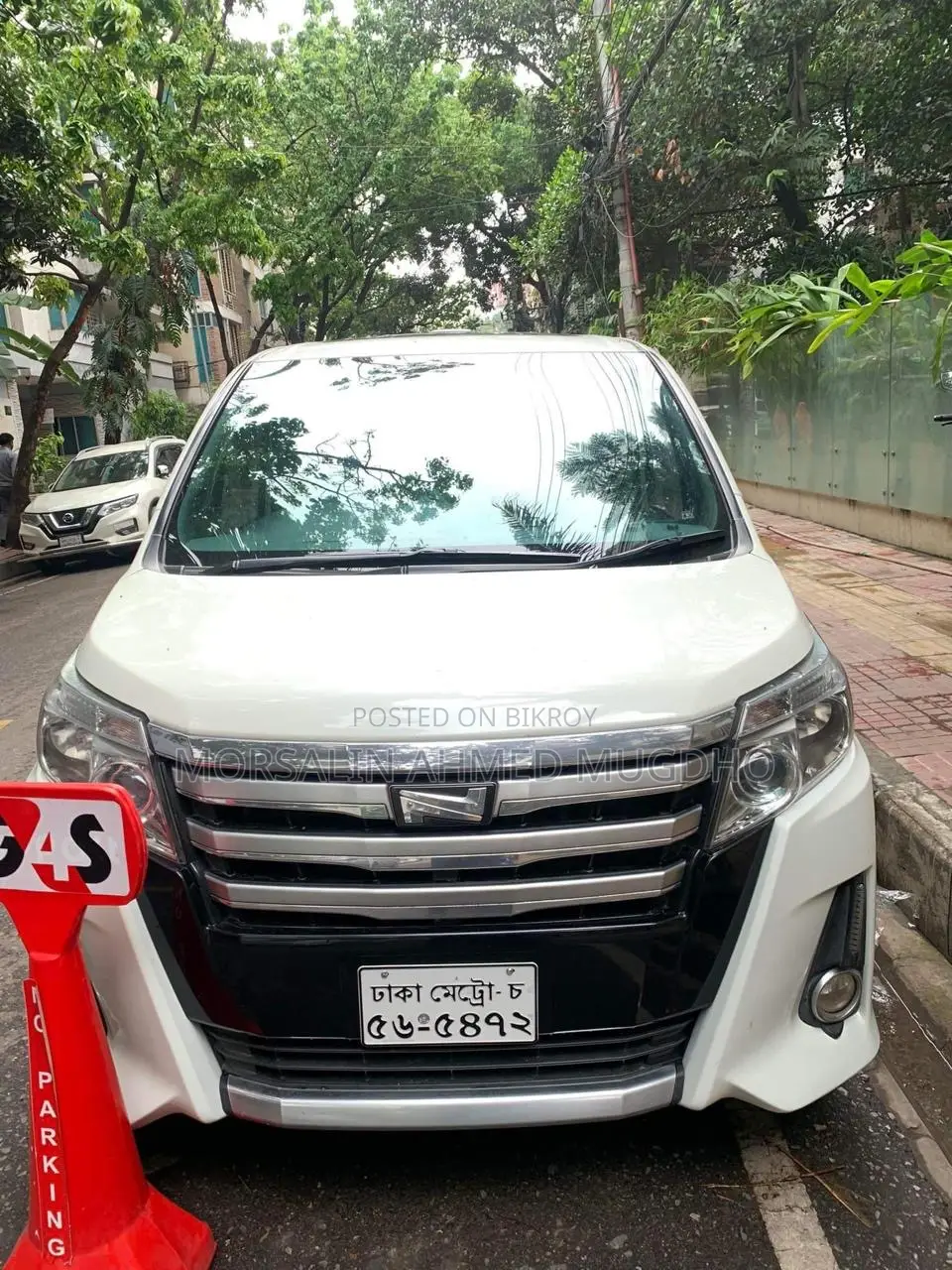 Toyota Noah 2.0 All-Wheel Drive (7 Seater) 2017 Pearl