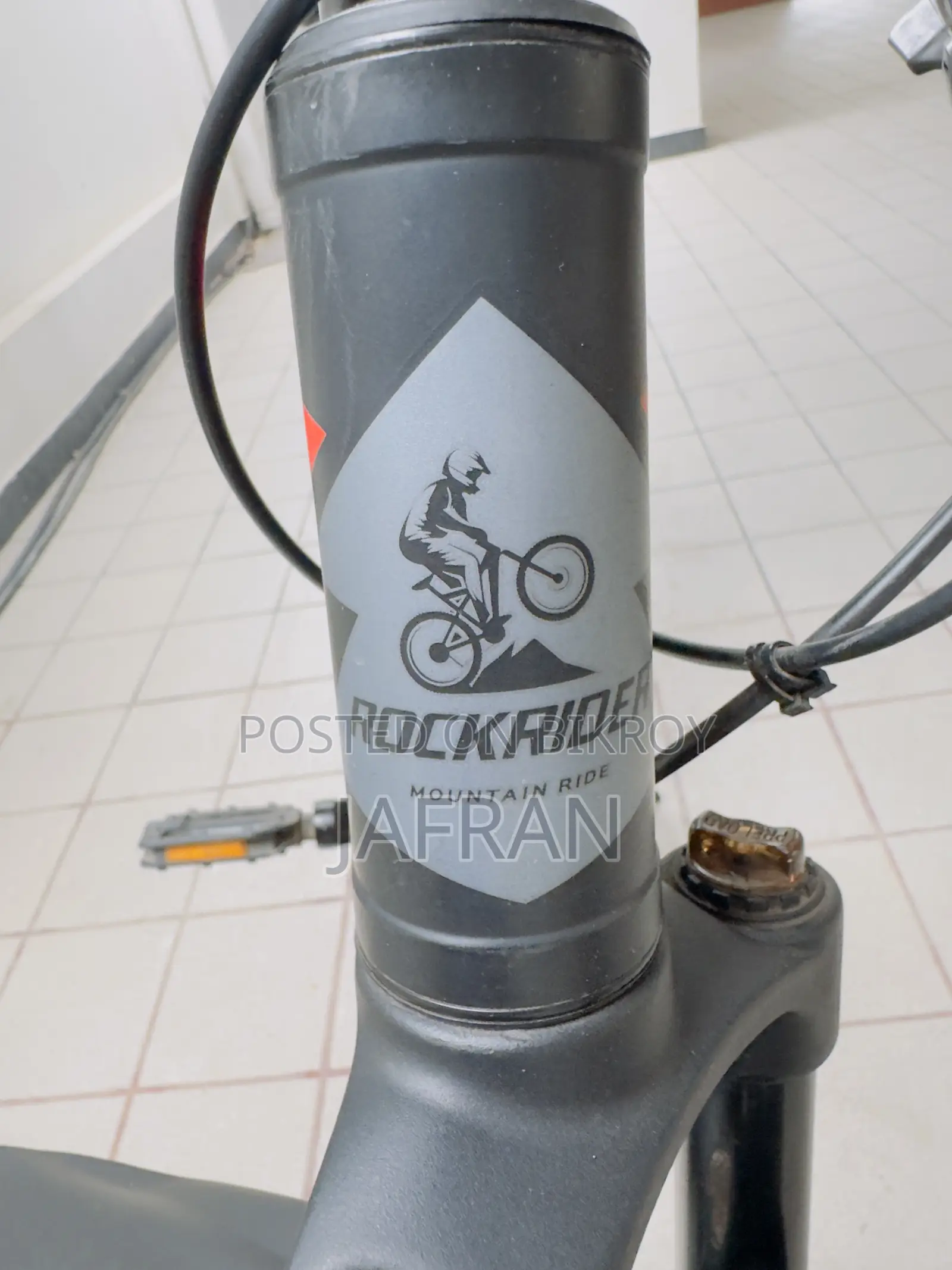 Rockrider Thruster V1