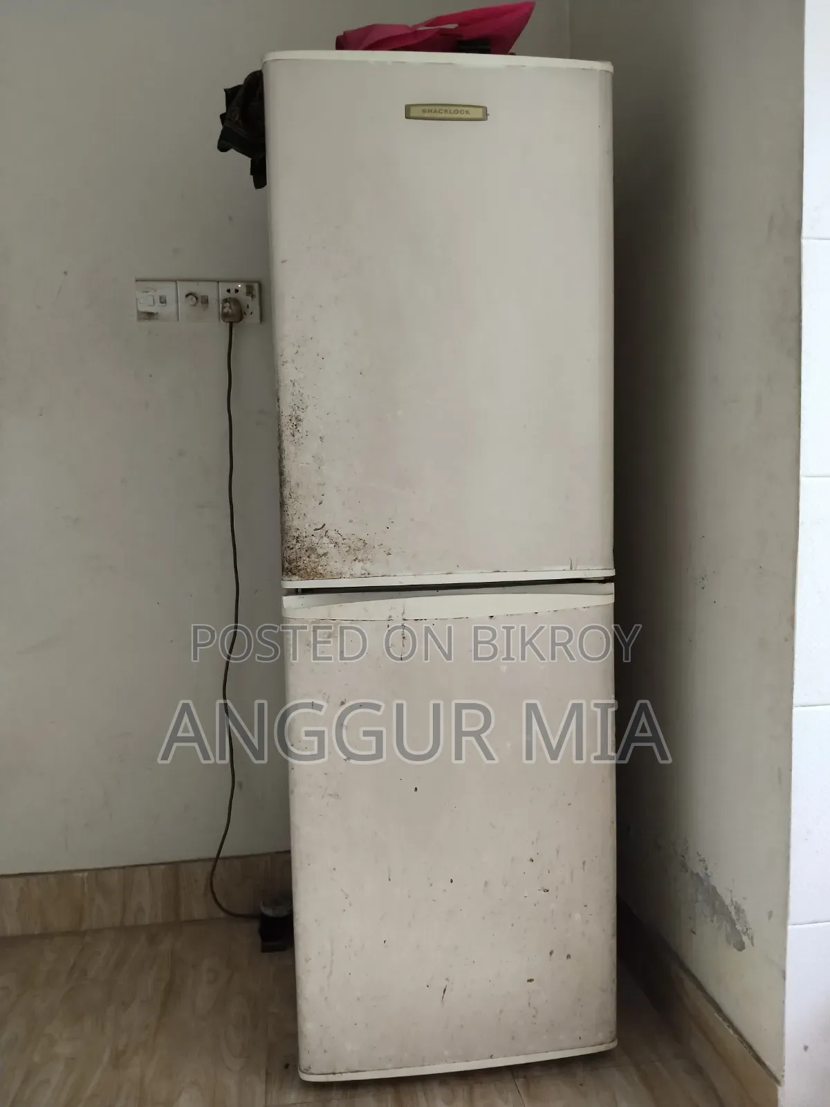 Refrigerator