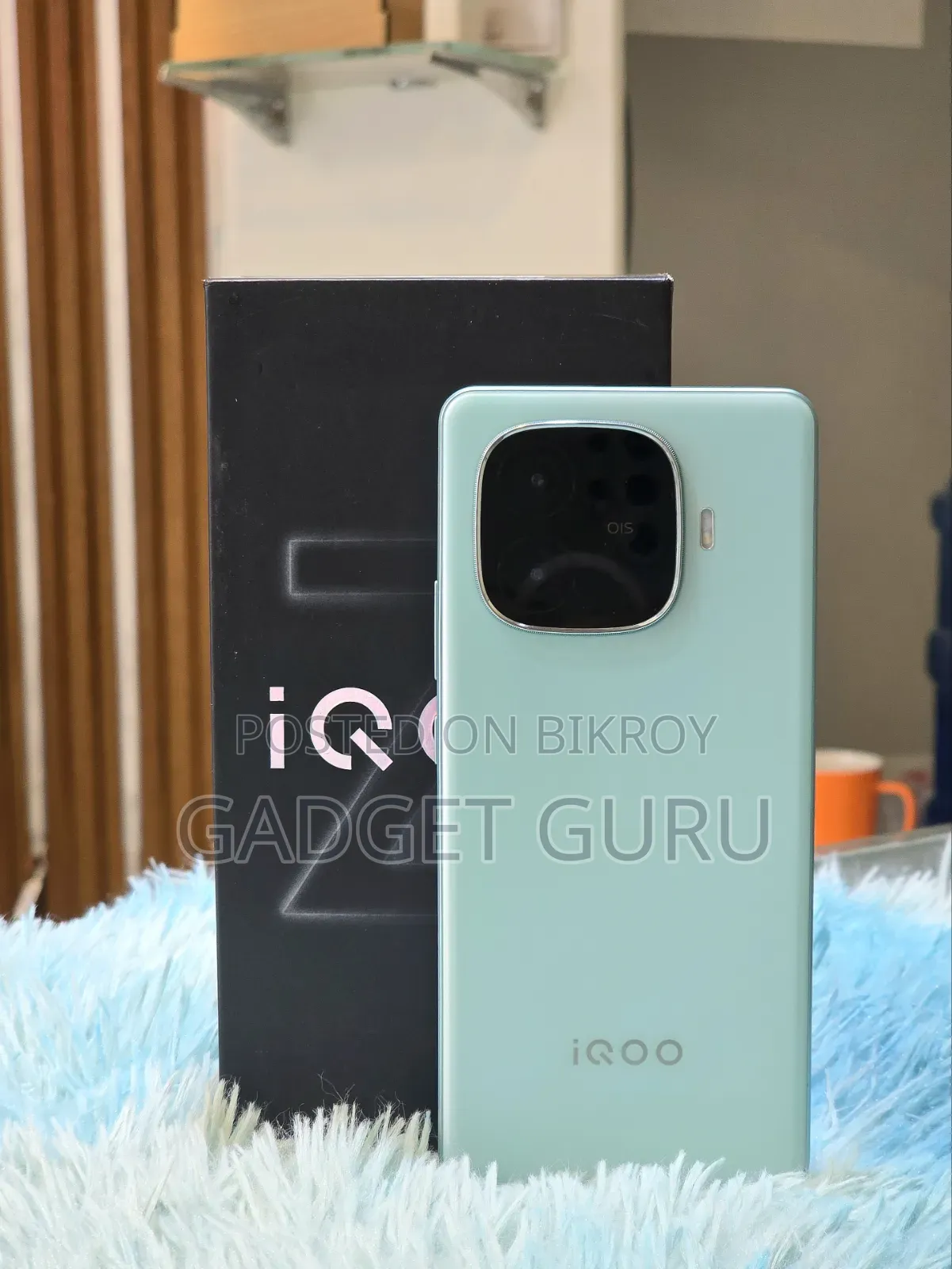 iQOO 256 GB