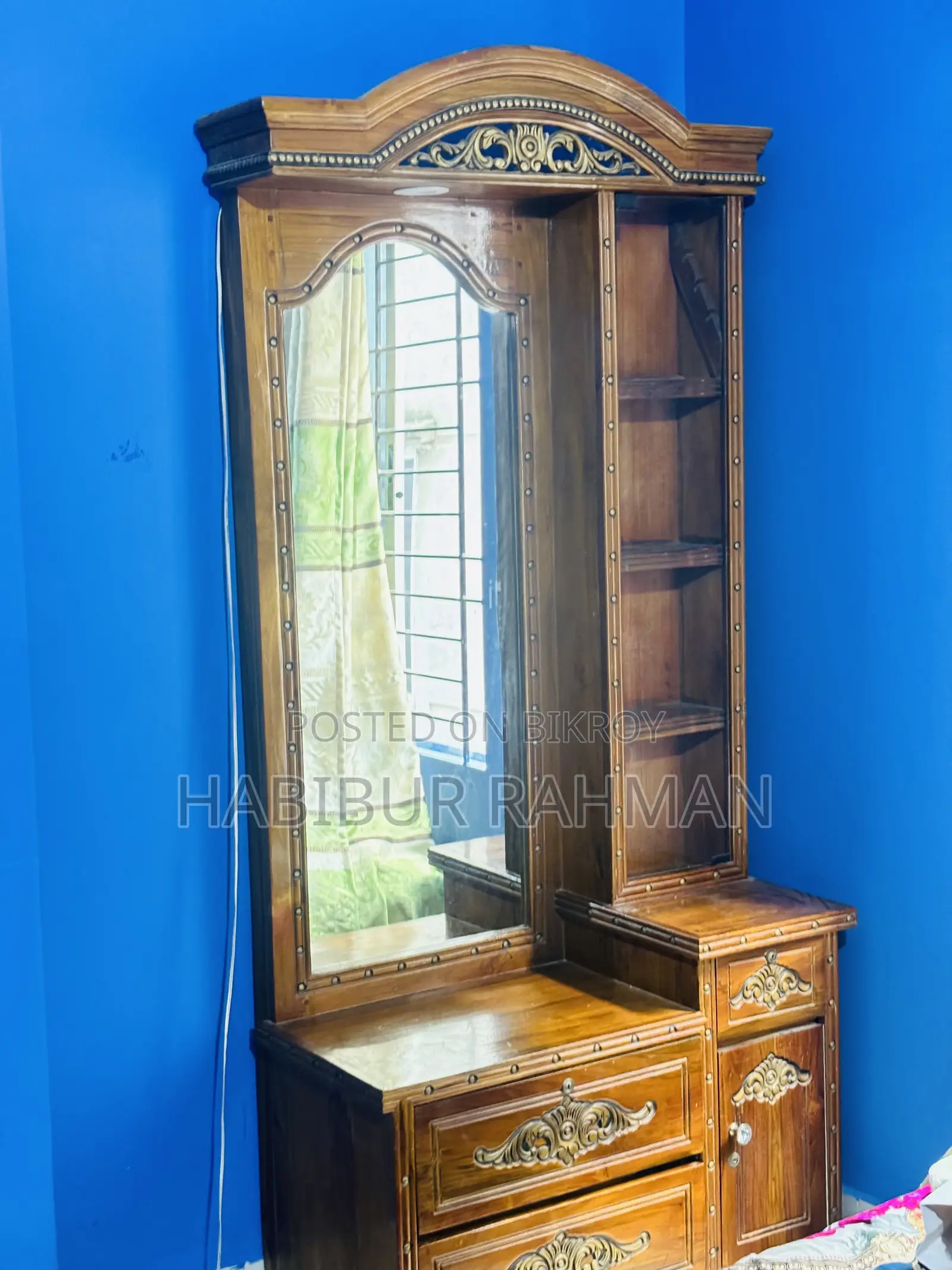Dressing Table