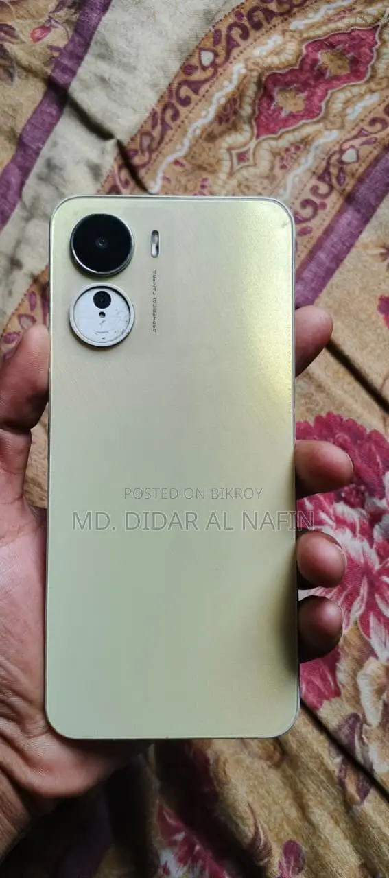 Vivo Y16 64 GB Yellow