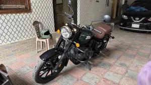 Royal Enfield Classic 350 2026 Green