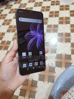 Mobile Phone 16 GB Black